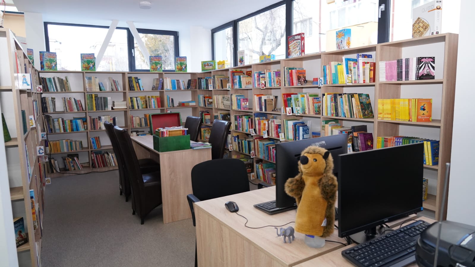 https://cjd.ro/storage/comunicate-de-presa/16-02-2022/5023/a-fost-inaugurat-sediul-filialei-pentru-copii-a-bibliotecii-judetene-10.JPG