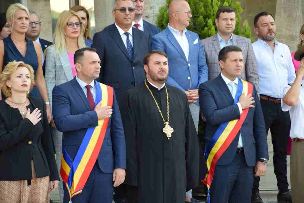  Imnul național a răsunat astăzi, 29 iulie 2021, în Piața Tricolorului din municipiul Târgoviște