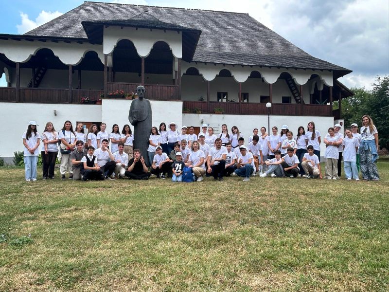  Complexul Național Muzeal „Curtea Domnească” Târgoviște, gazdă pentru românii de pretutindeni