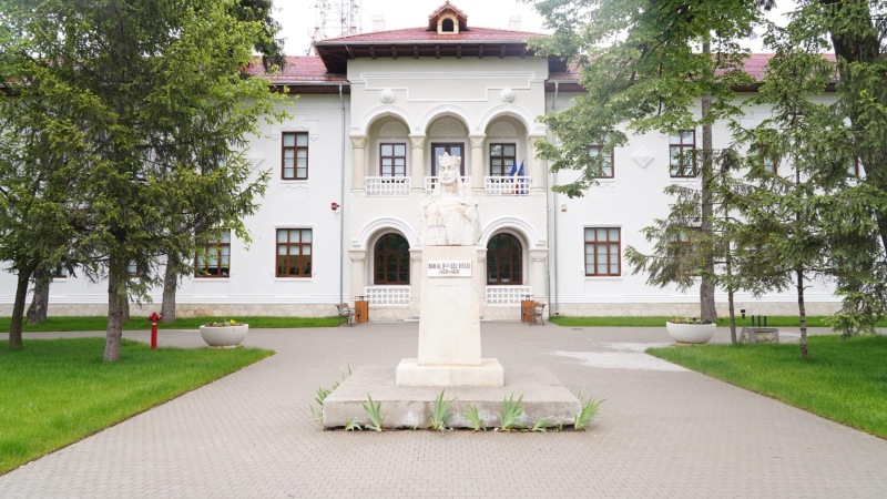  Program special la muzeele Complexului Național Muzeal „Curtea Domnească” Târgoviște, în minivacanța de Sfânta Maria (15 - 17 august 2025)